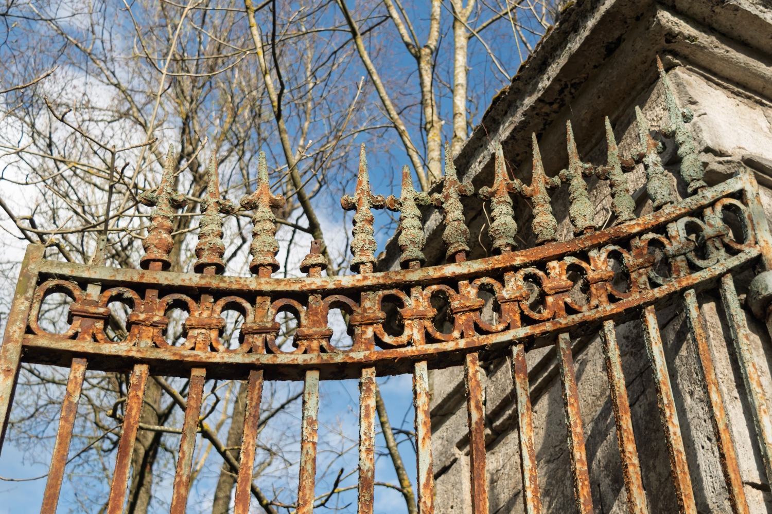 5 Steps to Remove Rust From Wrought Iron Furniture | Blog